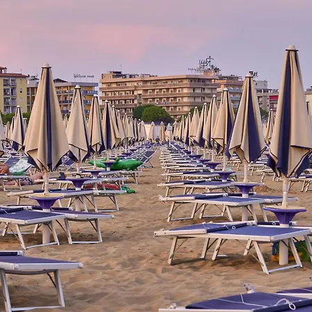 Comfortable Sea-front Flat Appartement